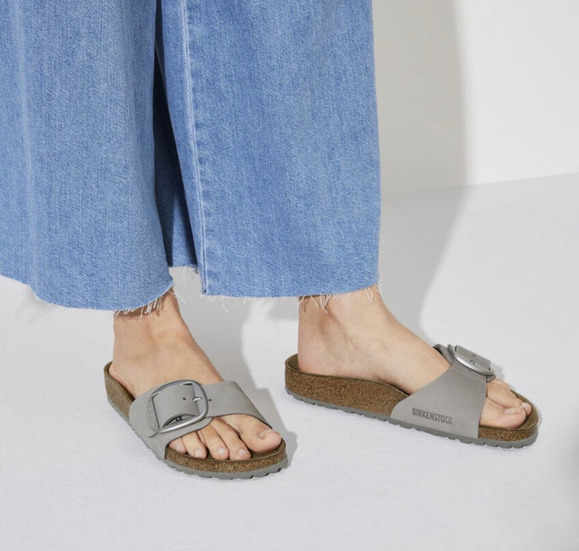 Madrid Big Buckle – Roxy Shoes